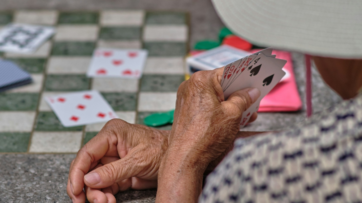 Senior*innen Spielenachmittag & Co.
